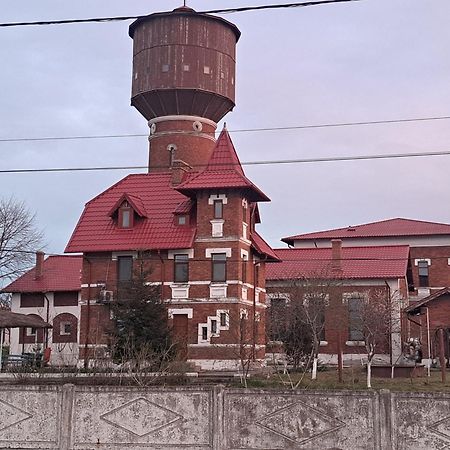 Apartament 2 Camere Semidecomandat "La Gicu" Σουλινάς Εξωτερικό φωτογραφία
