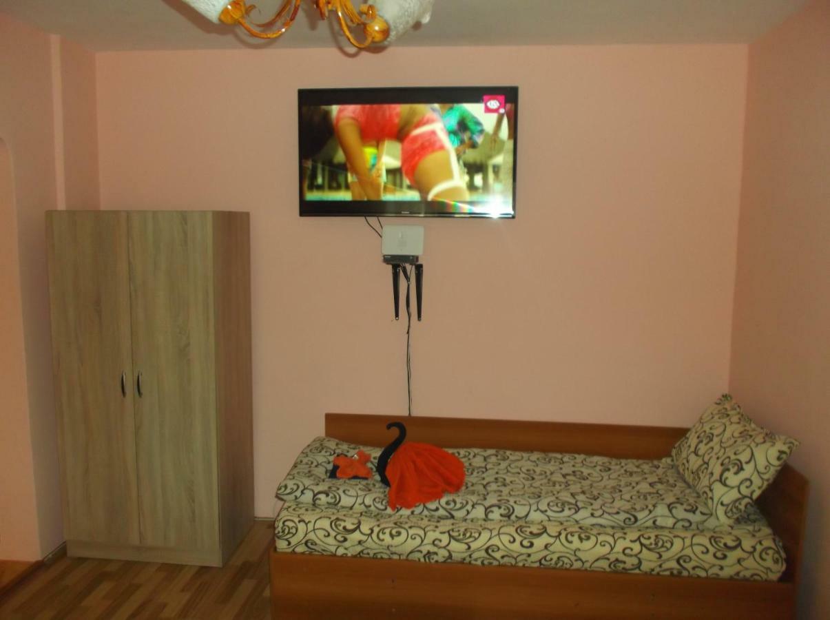 Apartament 2 Camere Semidecomandat "La Gicu" Σουλινάς Εξωτερικό φωτογραφία